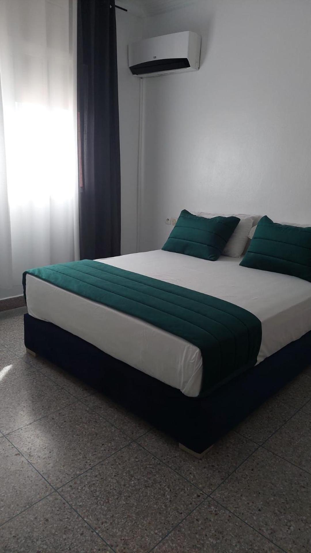 Karaz Homestay Grand Appartement Avec Rooftop Monte Arrouit Eksteriør bilde